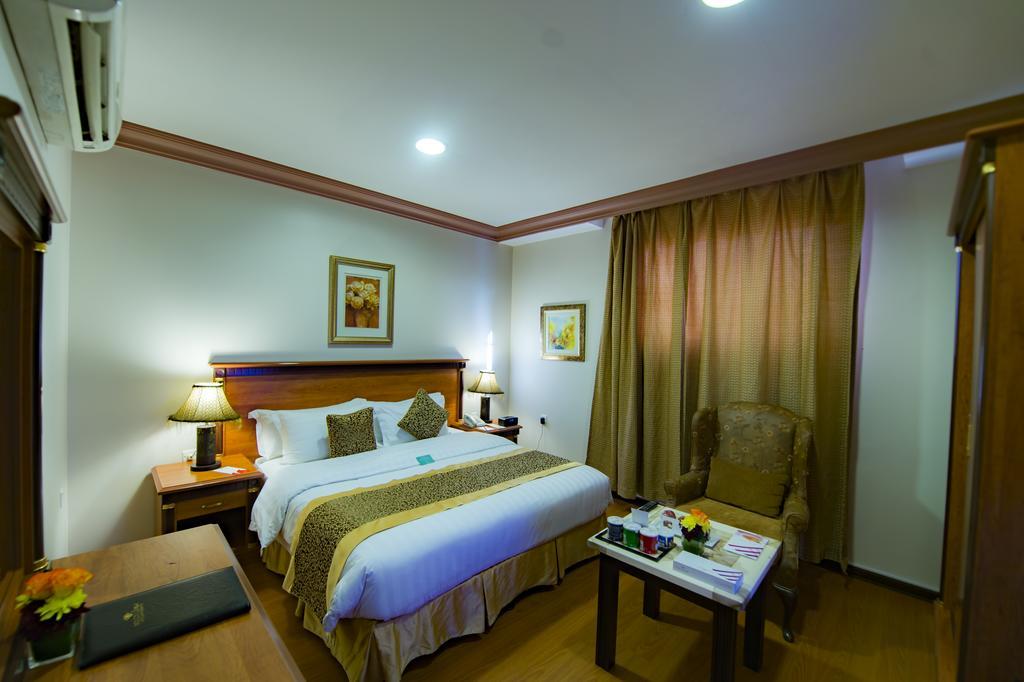 Aparthotel Boudl Al-Morouj Ar Riyad Esterno foto